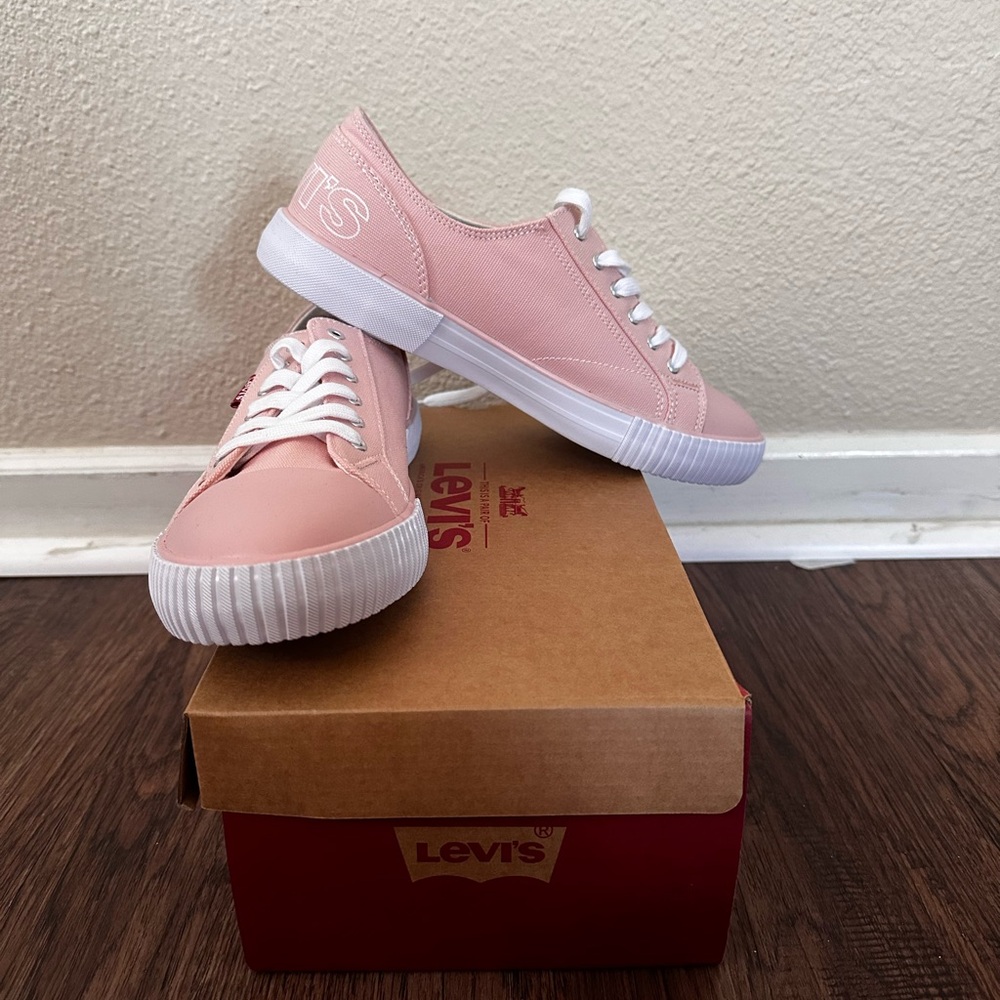 Levi's Blush Canvas Sneakers